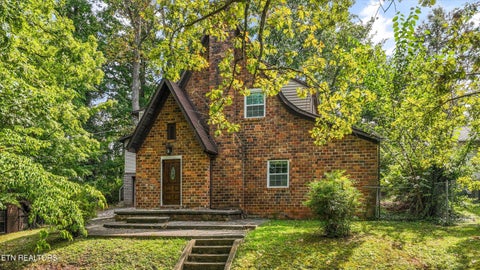 Photo of 2224 Fisher Place, Knoxville, TN 37920 (MLS # 1354855)