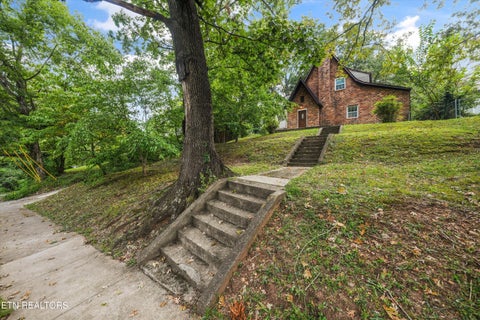 Tiny photo for 2224 Fisher Place, Knoxville, TN 37920 (MLS # 1354855)