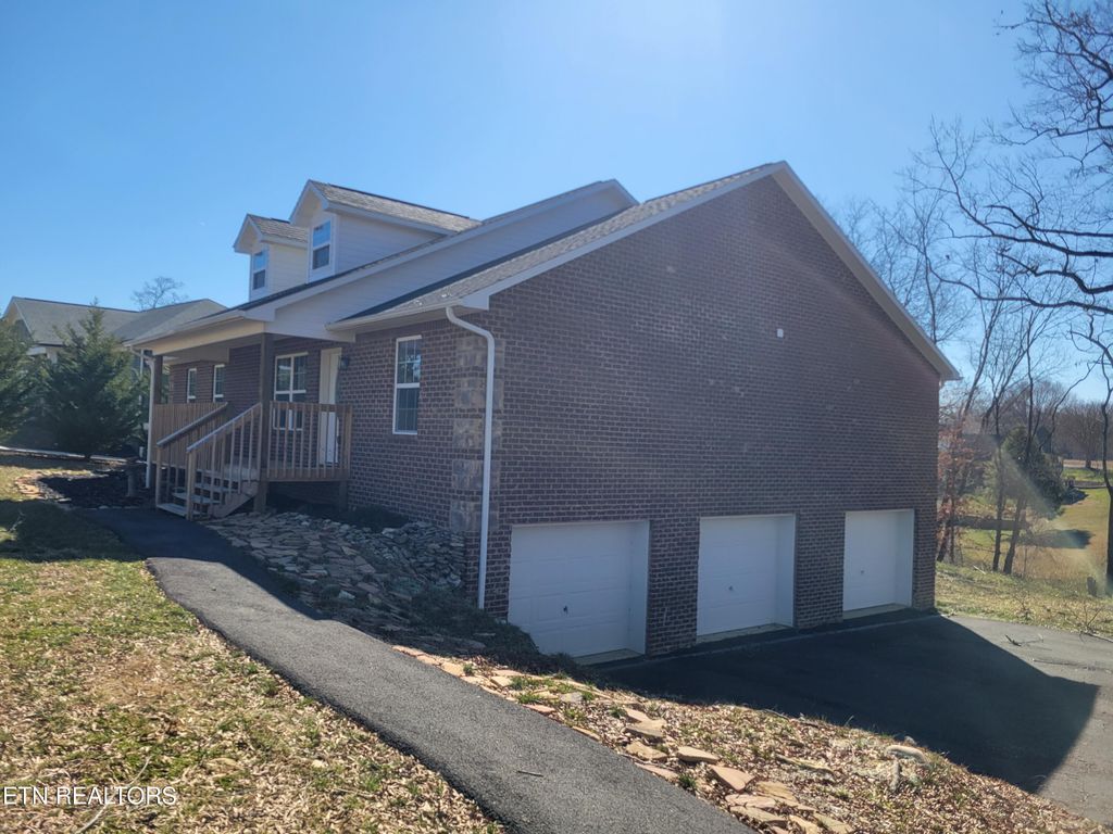 Photo of 3578 Saint Andrews Drive, White Pine, TN 37890 (MLS # 1291199)