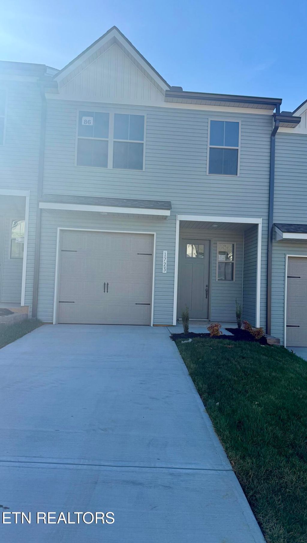 Photo of 1723 Bennett Village Drive, Maryville, TN 37804 (MLS # 1327628)