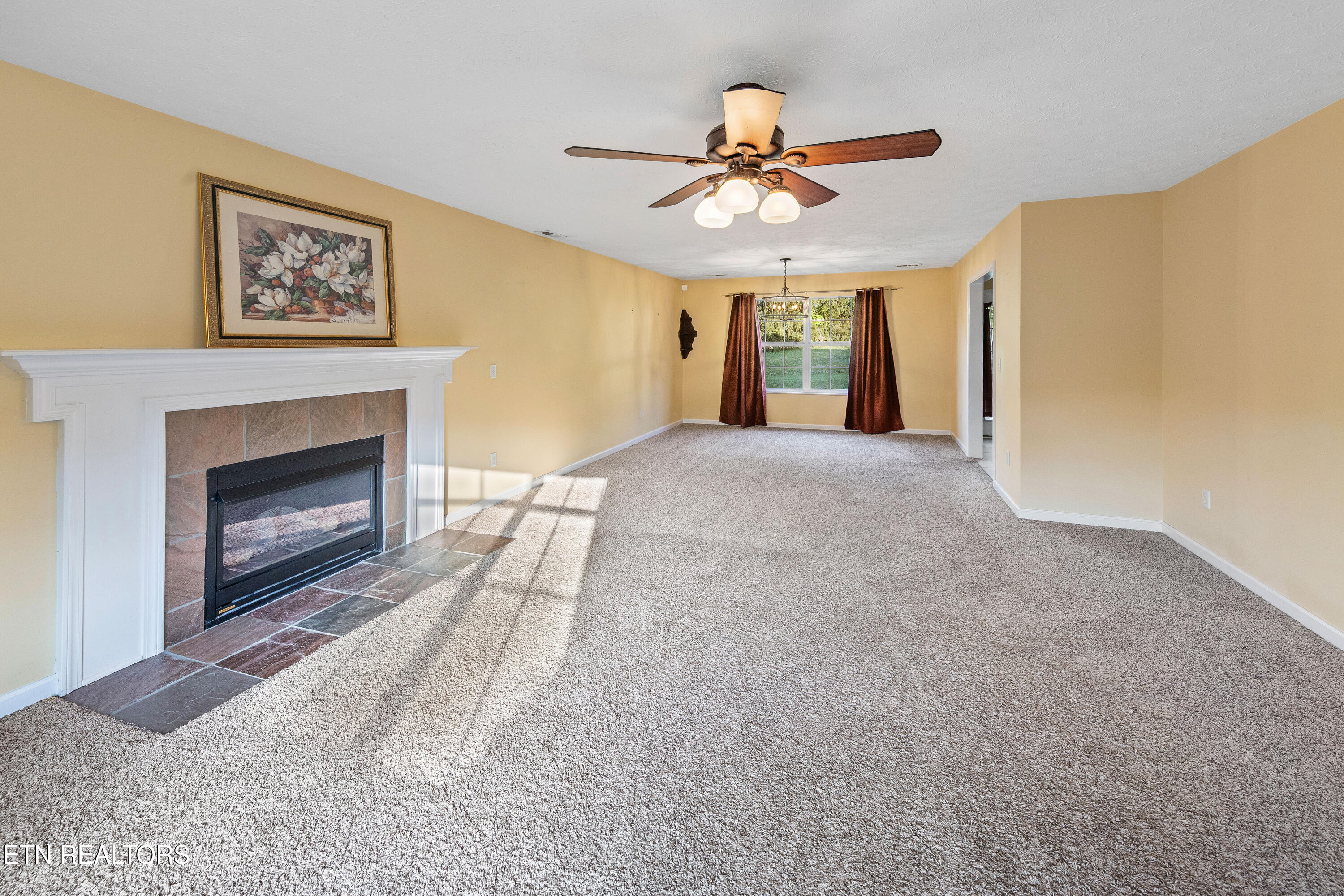 2112 Torch Light Lane