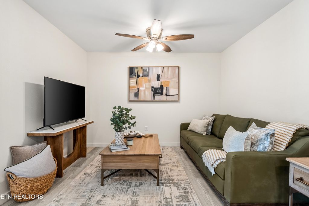 Photo of 227 Sharon Drive #215, Pigeon Forge, TN 37863 (MLS # 1315592)