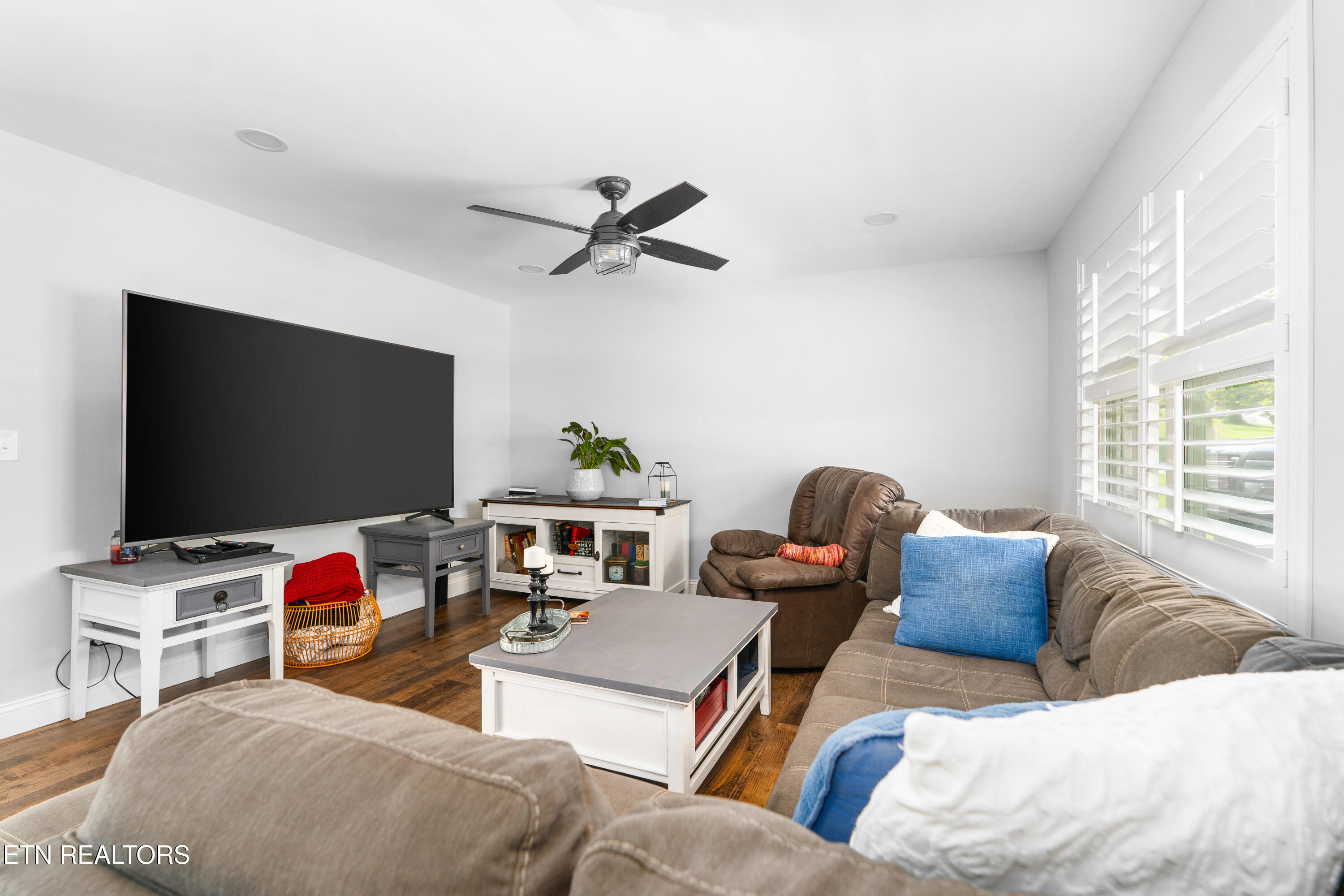 577 Stephens Rd
