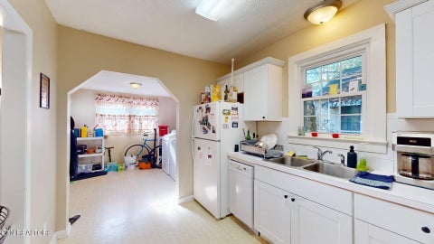 Tiny photo for 820 Oglewood Ave, Knoxville, TN 37917 (MLS # 1357509)