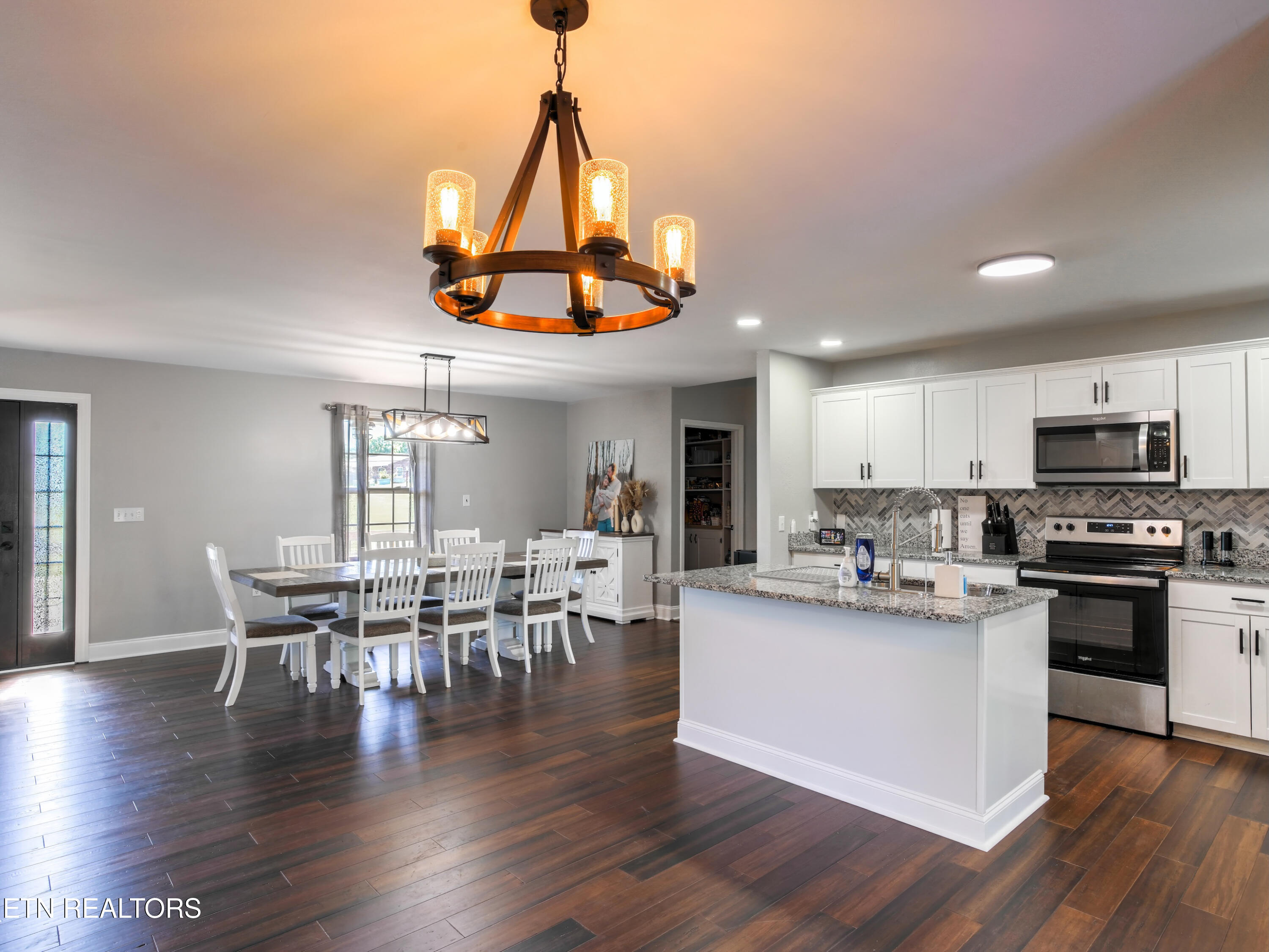 124 Ledwell Drive