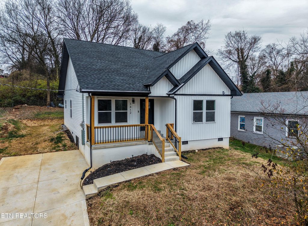 Photo of 3412 Ashland Ave, Knoxville, TN 37914 (MLS # 1323886)