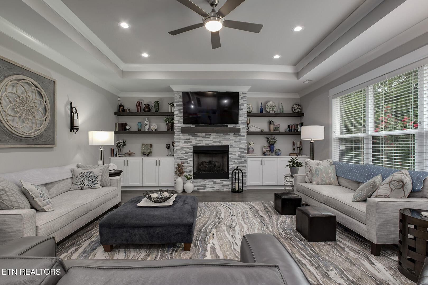 Loudon, Tennessee 37774, United States, 3 Bedrooms Bedrooms, ,2 BathroomsBathrooms,Residential,Pending,184392