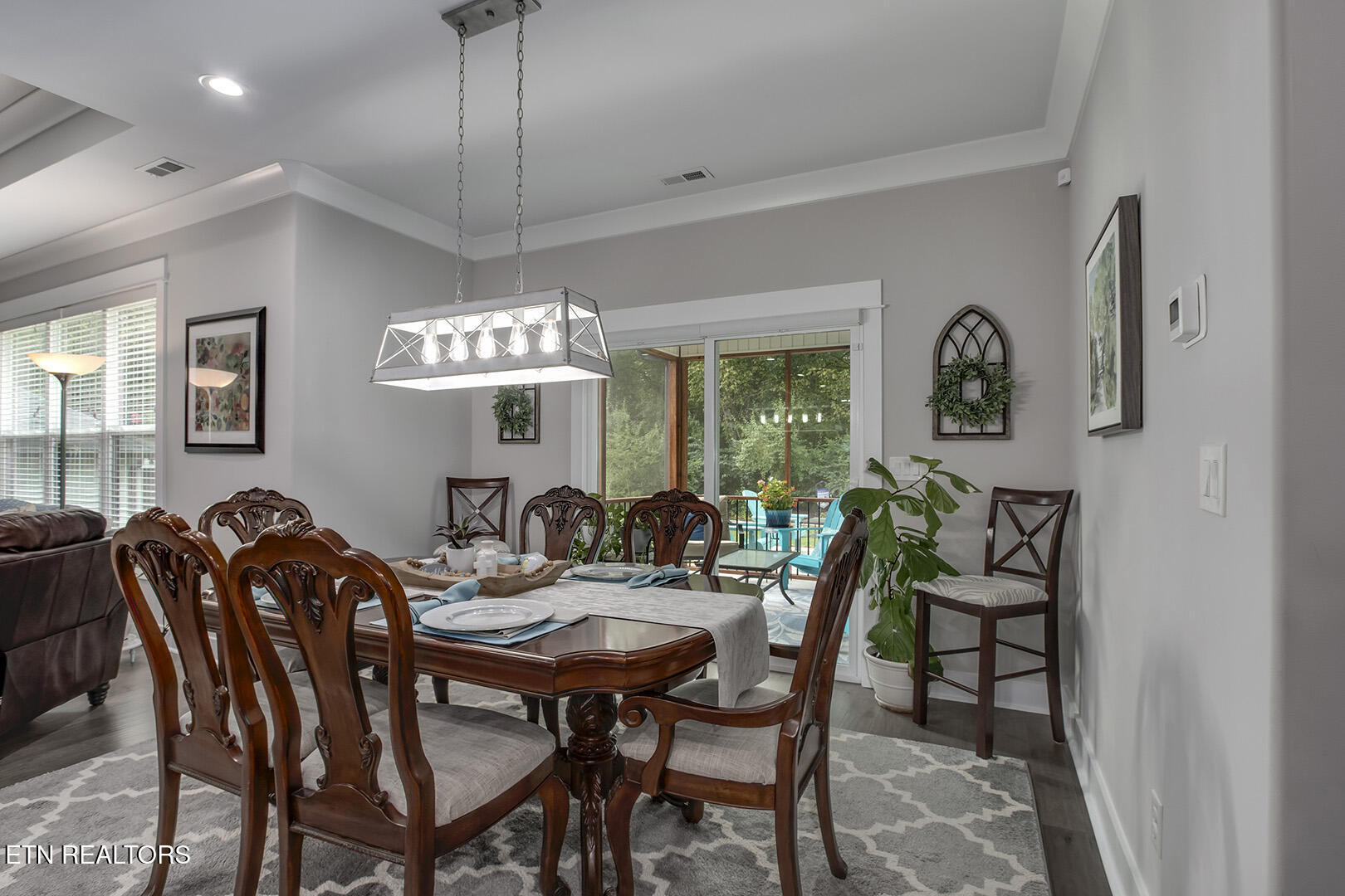 Loudon, Tennessee 37774, United States, 3 Bedrooms Bedrooms, ,2 BathroomsBathrooms,Residential,Pending,184392