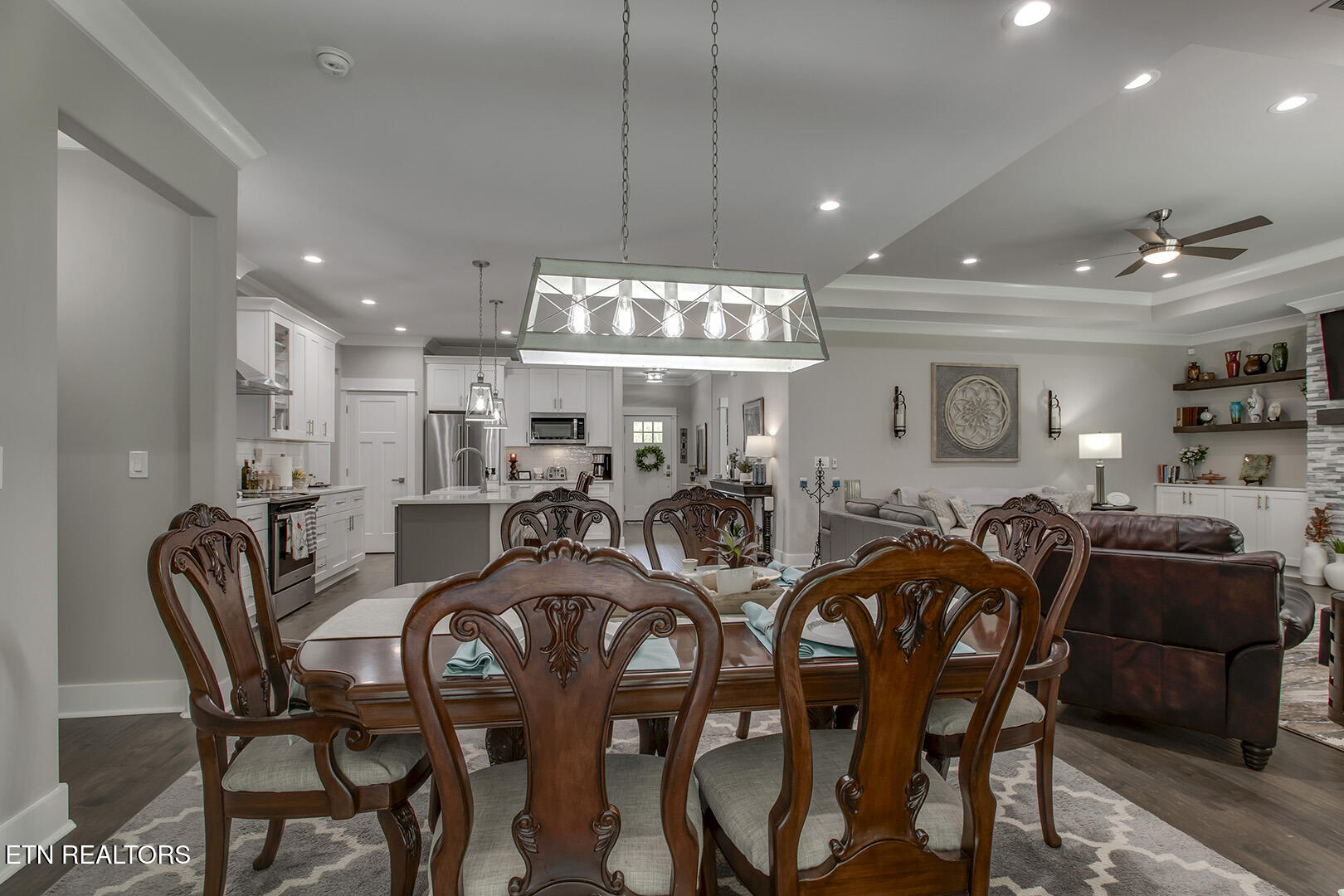 Loudon, Tennessee 37774, United States, 3 Bedrooms Bedrooms, ,2 BathroomsBathrooms,Residential,Pending,184392