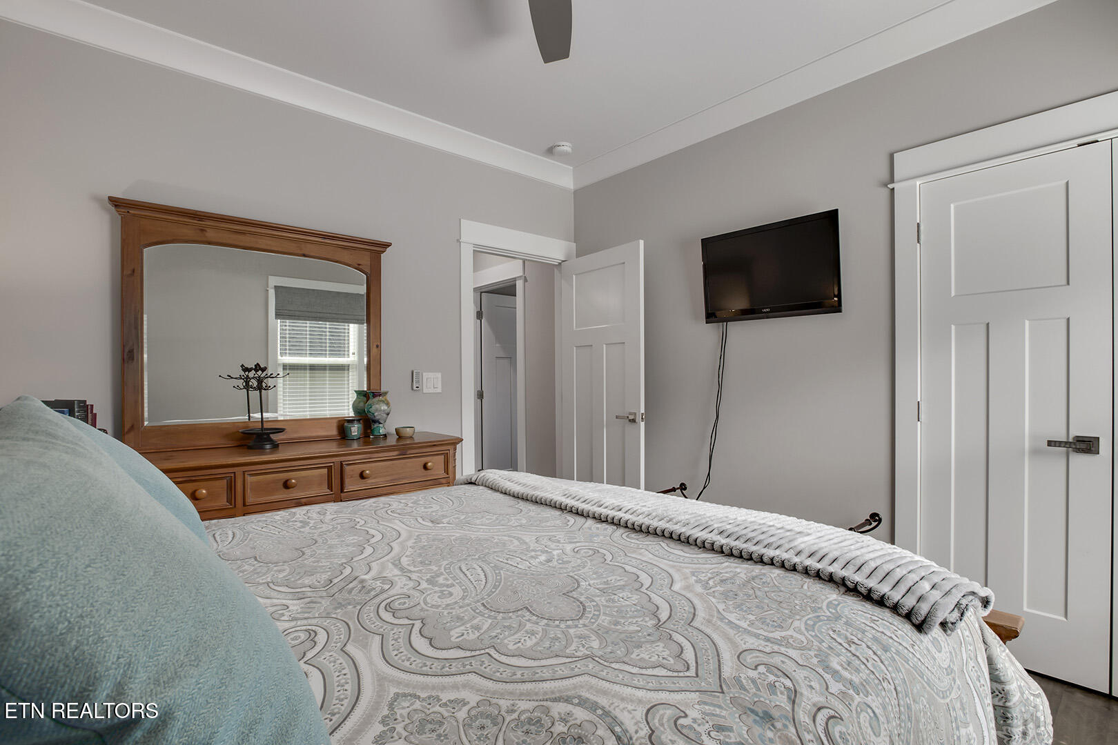 Loudon, Tennessee 37774, United States, 3 Bedrooms Bedrooms, ,2 BathroomsBathrooms,Residential,Pending,184392