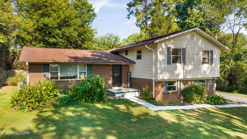 Tiny photo for 717 Schenley Rd, Knoxville, TN 37923 (MLS # 1354500)