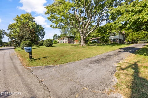 Tiny photo for 717 Schenley Rd, Knoxville, TN 37923 (MLS # 1354500)