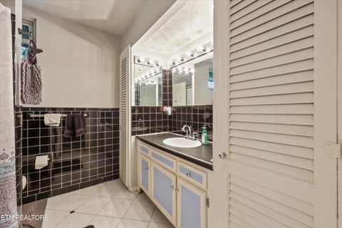 Tiny photo for 717 Schenley Rd, Knoxville, TN 37923 (MLS # 1354500)