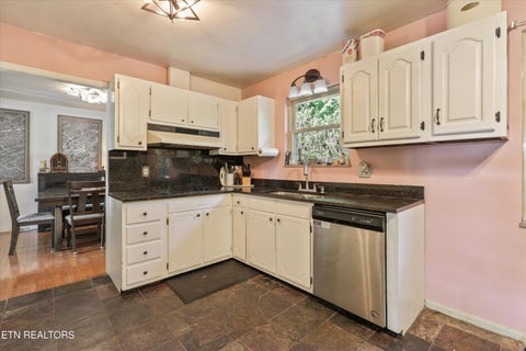 Tiny photo for 717 Schenley Rd, Knoxville, TN 37923 (MLS # 1354500)