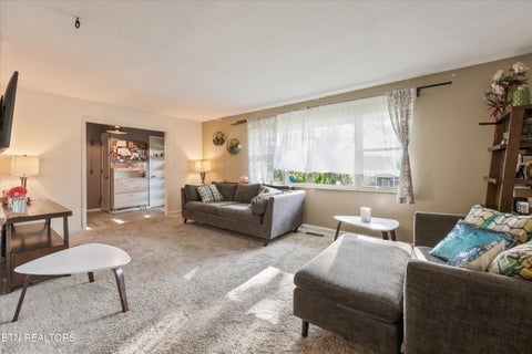Tiny photo for 717 Schenley Rd, Knoxville, TN 37923 (MLS # 1354500)