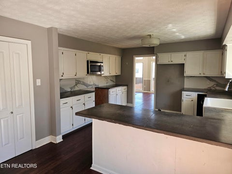 Tiny photo for 229 Mcneeley Drive, LaFollette, TN 37766 (MLS # 1360014)