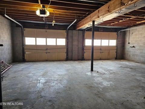 Tiny photo for 229 Mcneeley Drive, LaFollette, TN 37766 (MLS # 1360014)
