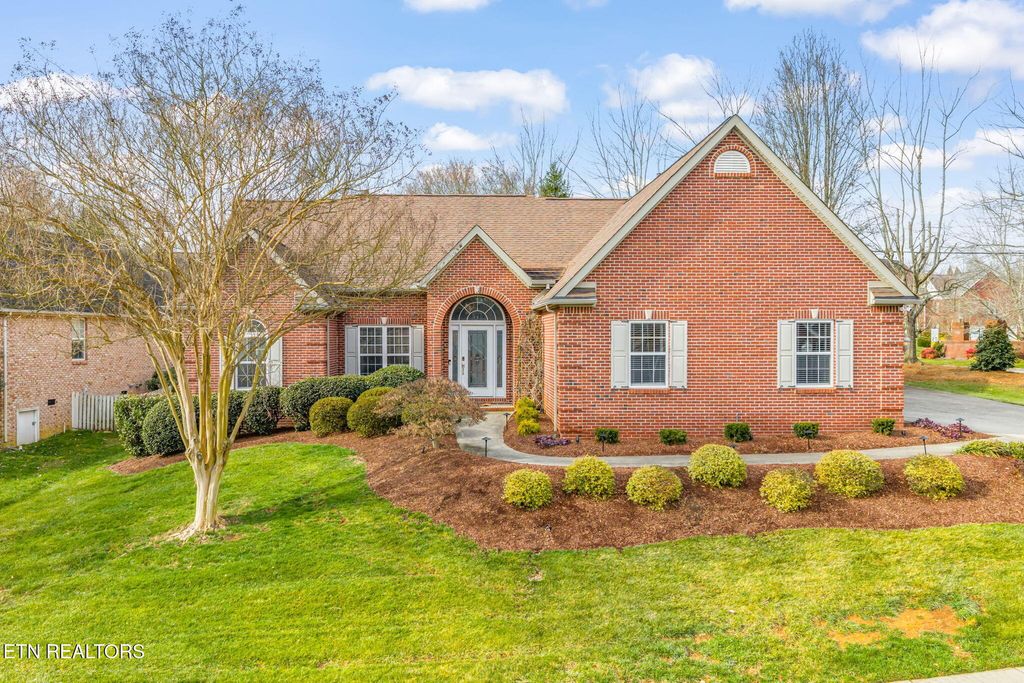 Photo of 1501 Lewisbrooke Lane, Knoxville, TN 37922 (MLS # 1328043)