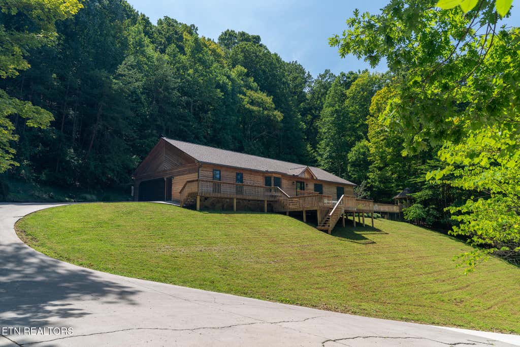 Photo of 1300 Irwin Drive, Powell, TN 37849 (MLS # 1352582)