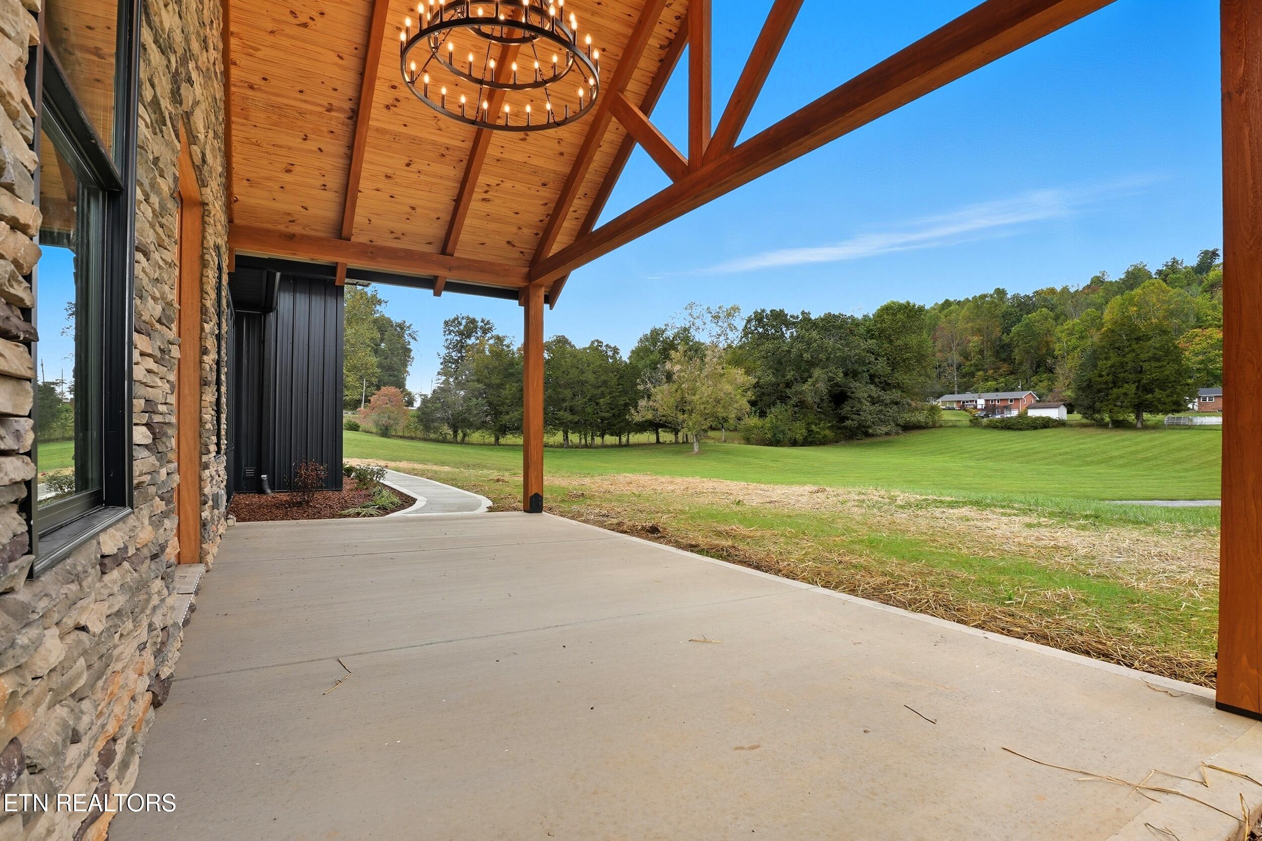 260 Shannon View Rd