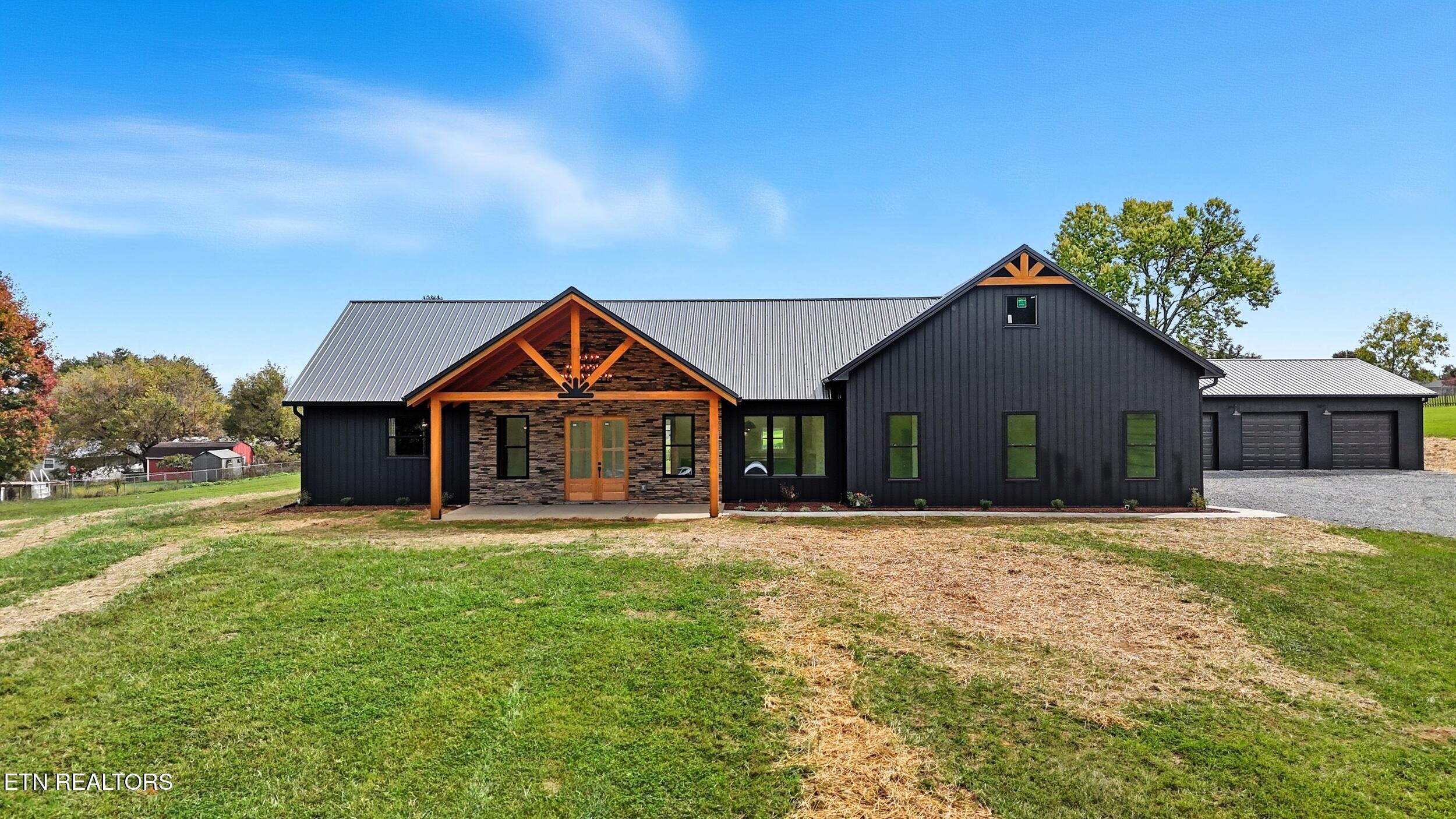 260 Shannon View Rd