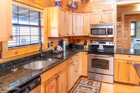 Tiny photo for 1107 Fox Run, Gatlinburg, TN 37738 (MLS # 1331301)