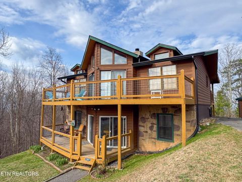 Tiny photo for 1107 Fox Run, Gatlinburg, TN 37738 (MLS # 1331301)