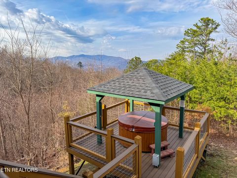 Tiny photo for 1107 Fox Run, Gatlinburg, TN 37738 (MLS # 1331301)