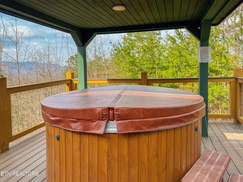 Tiny photo for 1107 Fox Run, Gatlinburg, TN 37738 (MLS # 1331301)