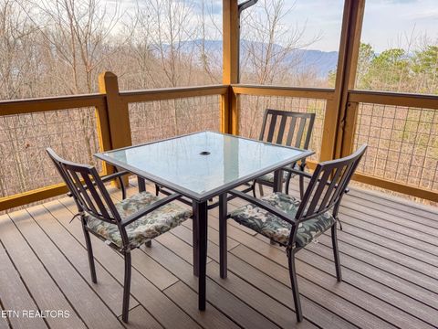 Tiny photo for 1107 Fox Run, Gatlinburg, TN 37738 (MLS # 1331301)