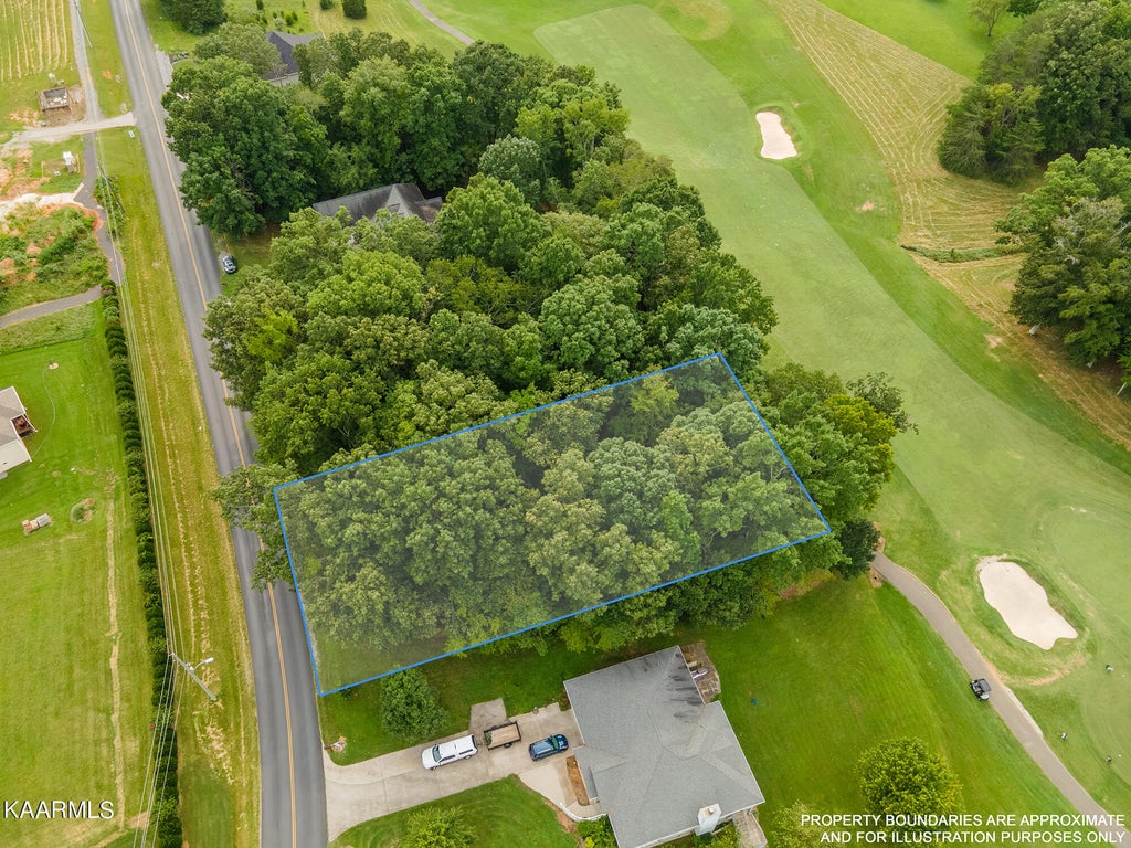 Photo of 447 Kahite Tr, Vonore, TN 37885 (MLS # 1232003)