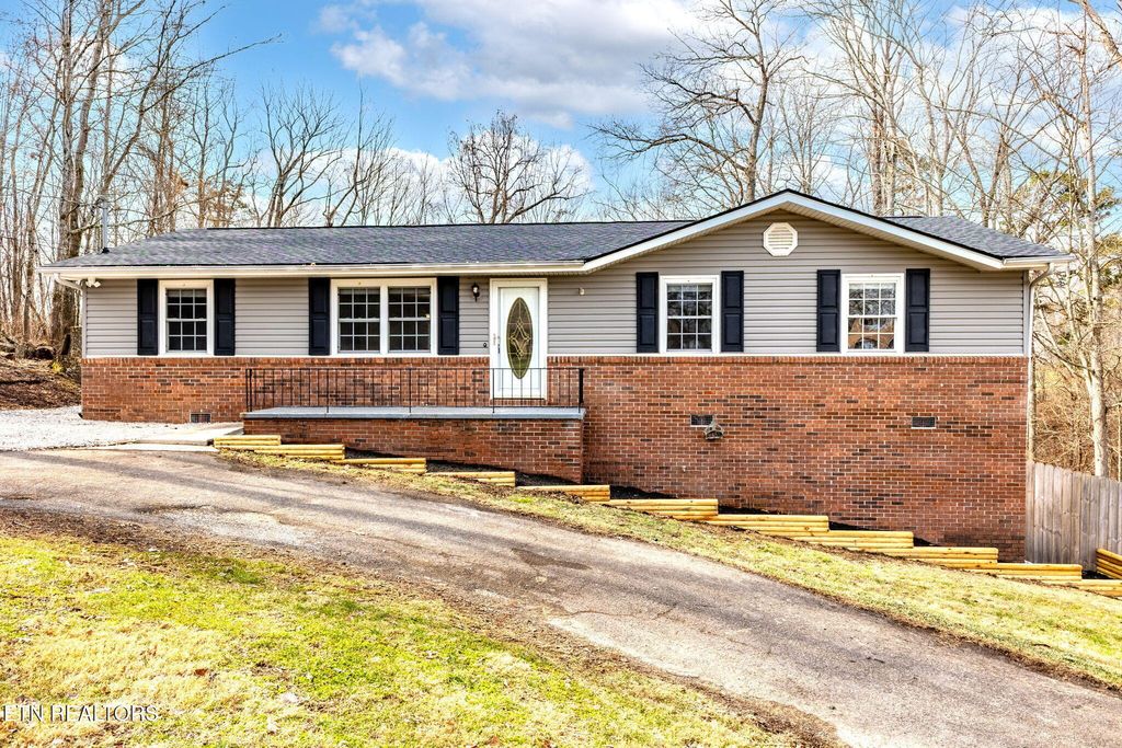 Photo of 4401 Damas Rd, Knoxville, TN 37921 (MLS # 1330539)