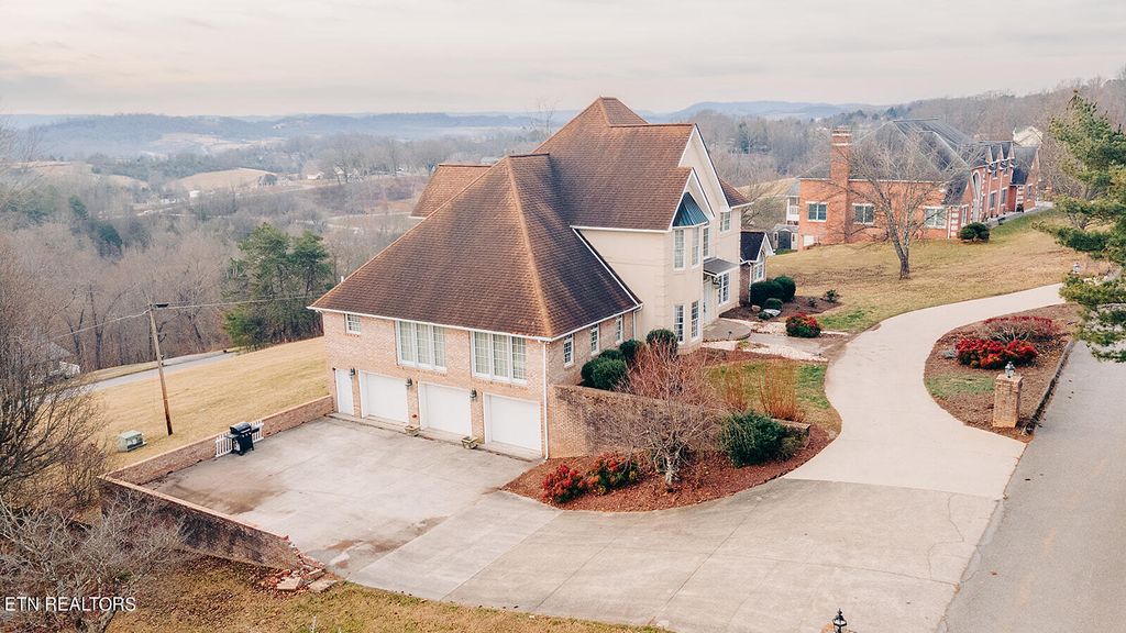 Photo of 253 Bello Rd, Tazewell, TN 37879 (MLS # 1252481)