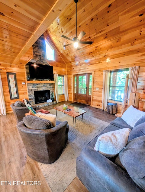 Tiny photo for 2152 E View Drive, Sevierville, TN 37876 (MLS # 1356938)