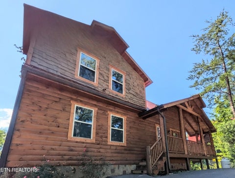 Tiny photo for 2152 E View Drive, Sevierville, TN 37876 (MLS # 1356938)