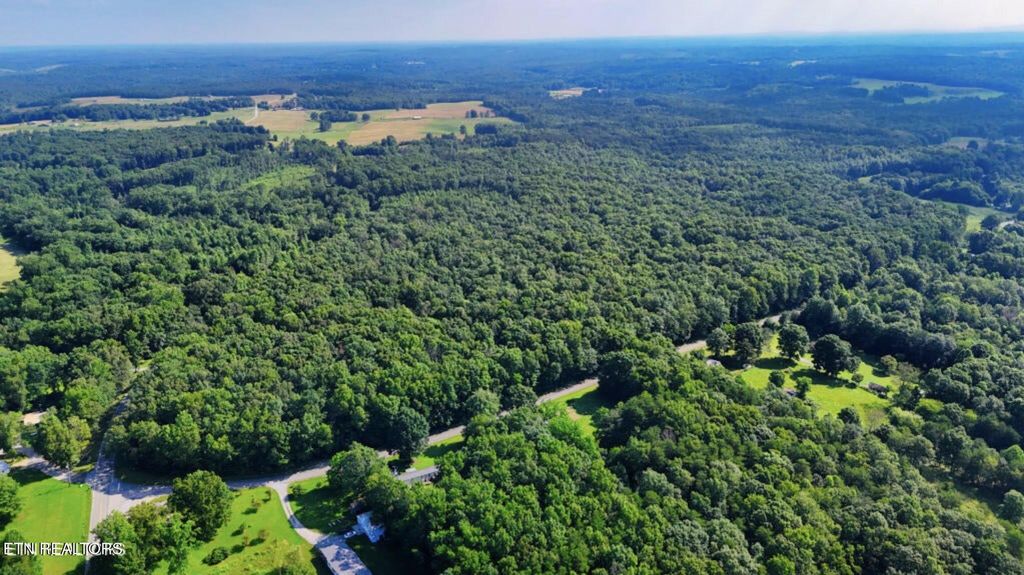 Photo of 6 Turkey Blind Rd, Crossville, TN 38572 (MLS # 1346806)