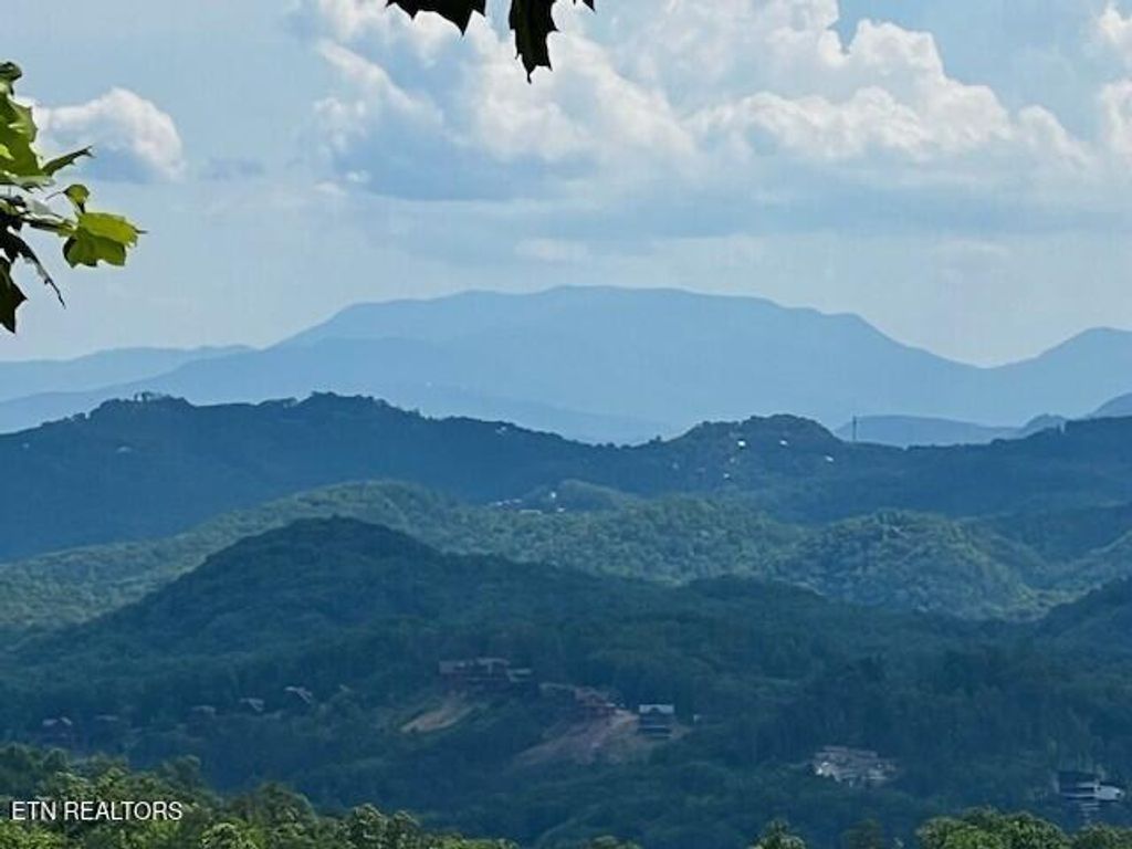 Photo of 0 Overholt Tr, Sevierville, TN 37862 (MLS # 1329611)