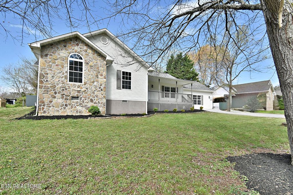 Photo of 2913 Village Lane, Sevierville, TN 37862 (MLS # 1334776)