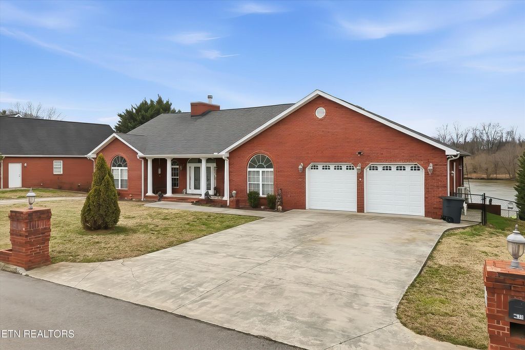 Photo of 1849 River Vista Circle, Sevierville, TN 37876 (MLS # 1330342)