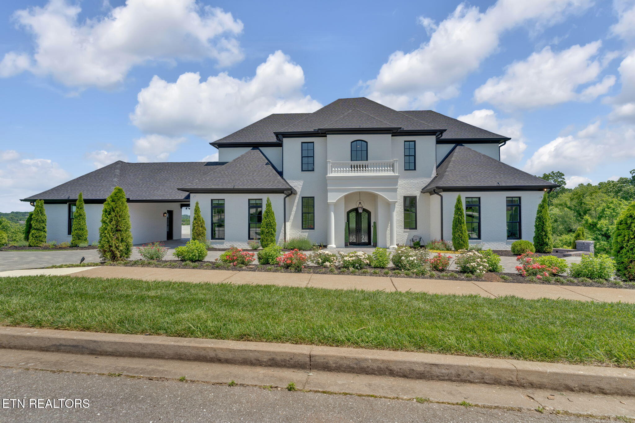 632 Barnsley Rd

                                                                             Knoxville                                

                                    , TN - $3,245,000