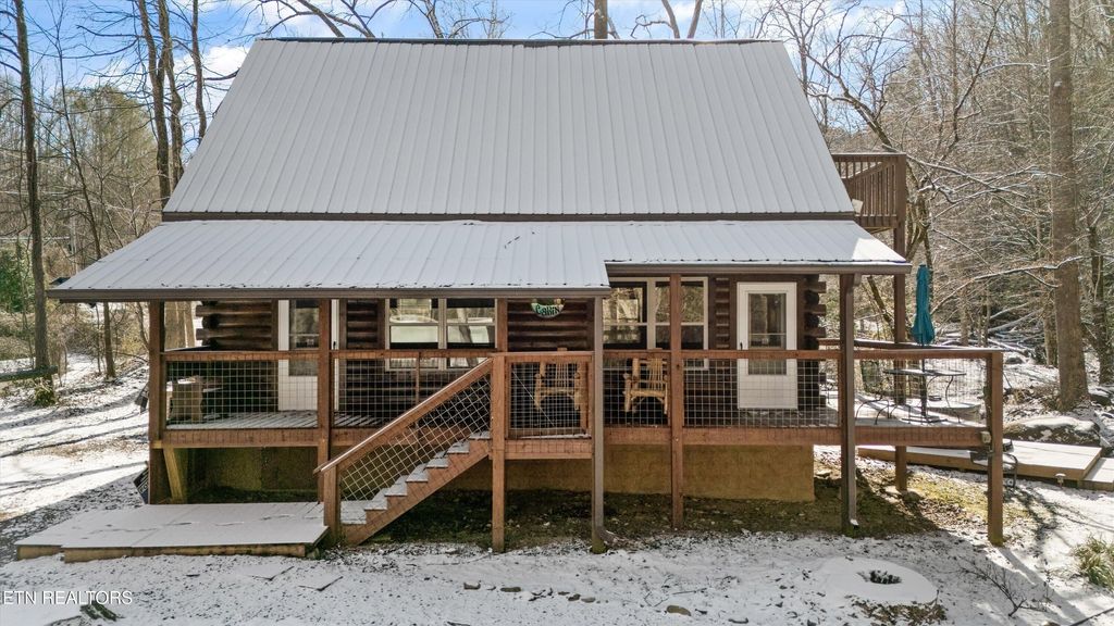 Photo of 5236 Mathis Branch Rd, Cosby, TN 37722 (MLS # 1330644)