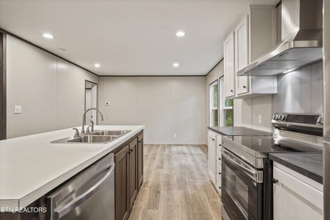 Tiny photo for 206 Cumberland View Rd, Rocky Top, TN 37769 (MLS # 1356969)