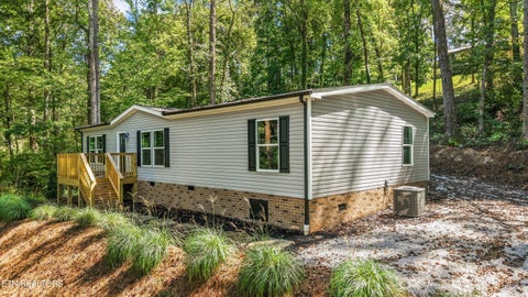 Tiny photo for 206 Cumberland View Rd, Rocky Top, TN 37769 (MLS # 1356969)