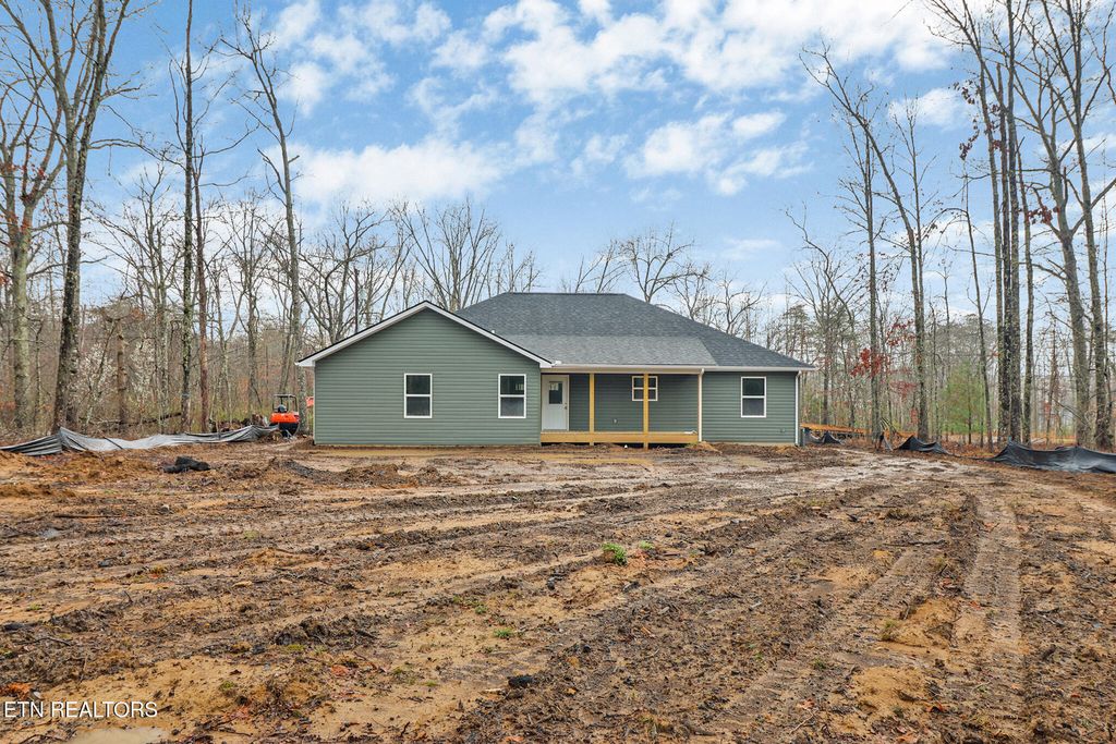 Photo of 314 Yatasi Tr, Crossville, TN 38572 (MLS # 1332296)