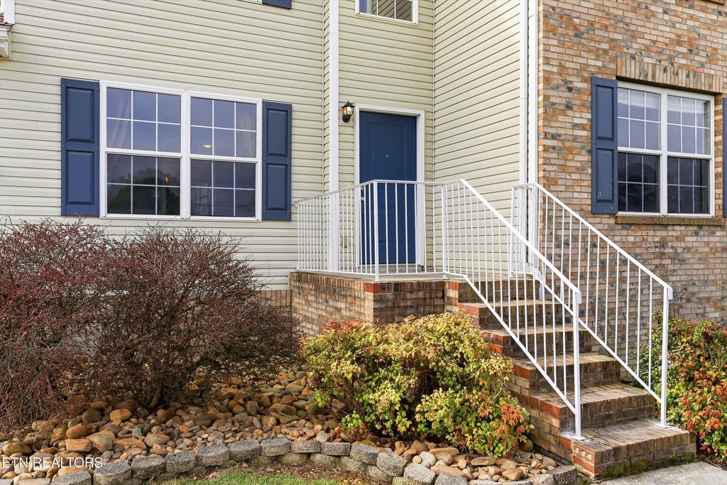 Photo of 5824 San Cristebal Lane, Knoxville, TN 37921 (MLS # 1333274)