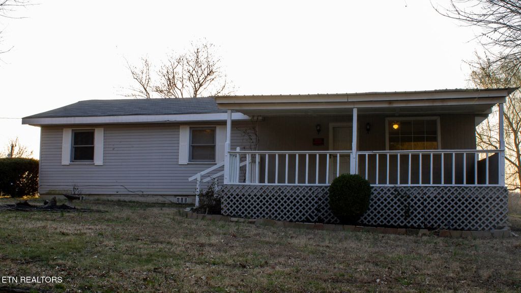 Photo of 2010 Green Rd, Madisonville, TN 37354 (MLS # 1293229)
