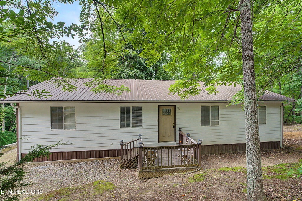 Photo of 1614 Dogwood St, Sevierville, TN 37876 (MLS # 1350869)