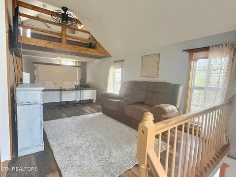 Tiny photo for 517 Easter Lane, LaFollette, TN 37766 (MLS # 1335040)