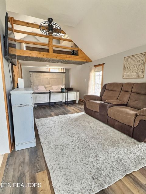 Tiny photo for 517 Easter Lane, LaFollette, TN 37766 (MLS # 1335040)