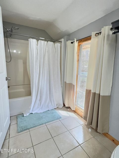 Tiny photo for 517 Easter Lane, LaFollette, TN 37766 (MLS # 1335040)